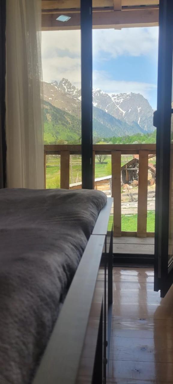 Guest House Guli Mestia Zewnętrze zdjęcie