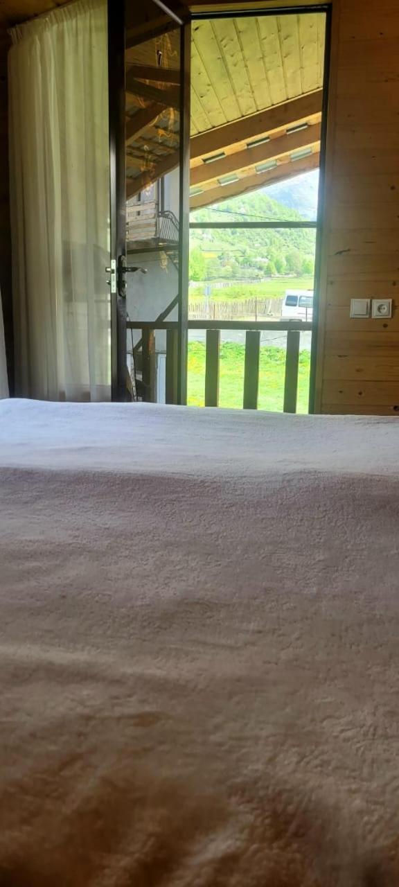 Guest House Guli Mestia Pokój zdjęcie